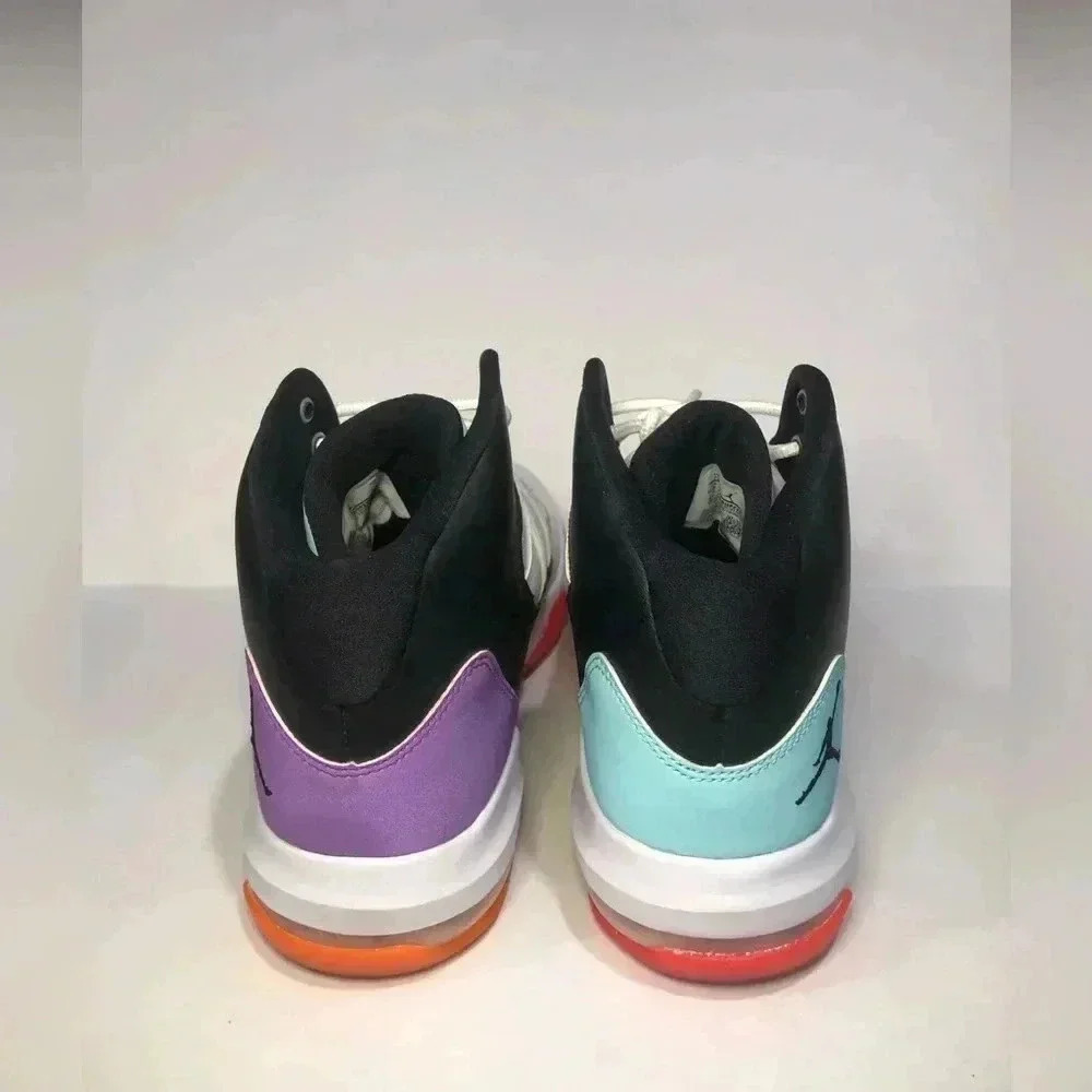 🔥Nike Air Jordan Max Aura GS Size 7Y Multicolor🔥 - Picture 10 of 16